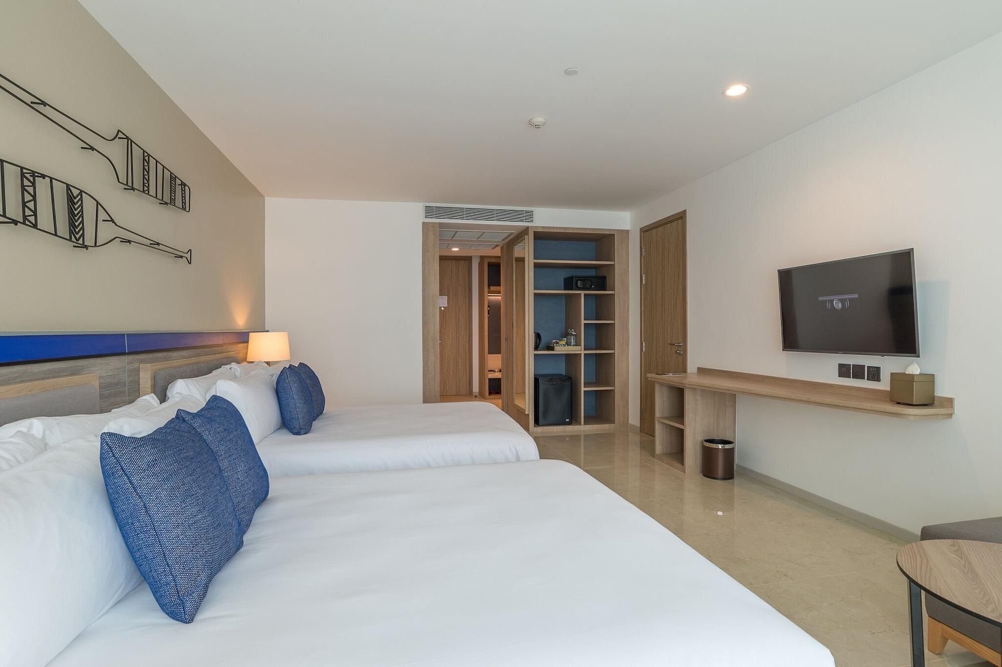 Centara Ao Nang Beach Resort & Spa Krabi Экстерьер фото