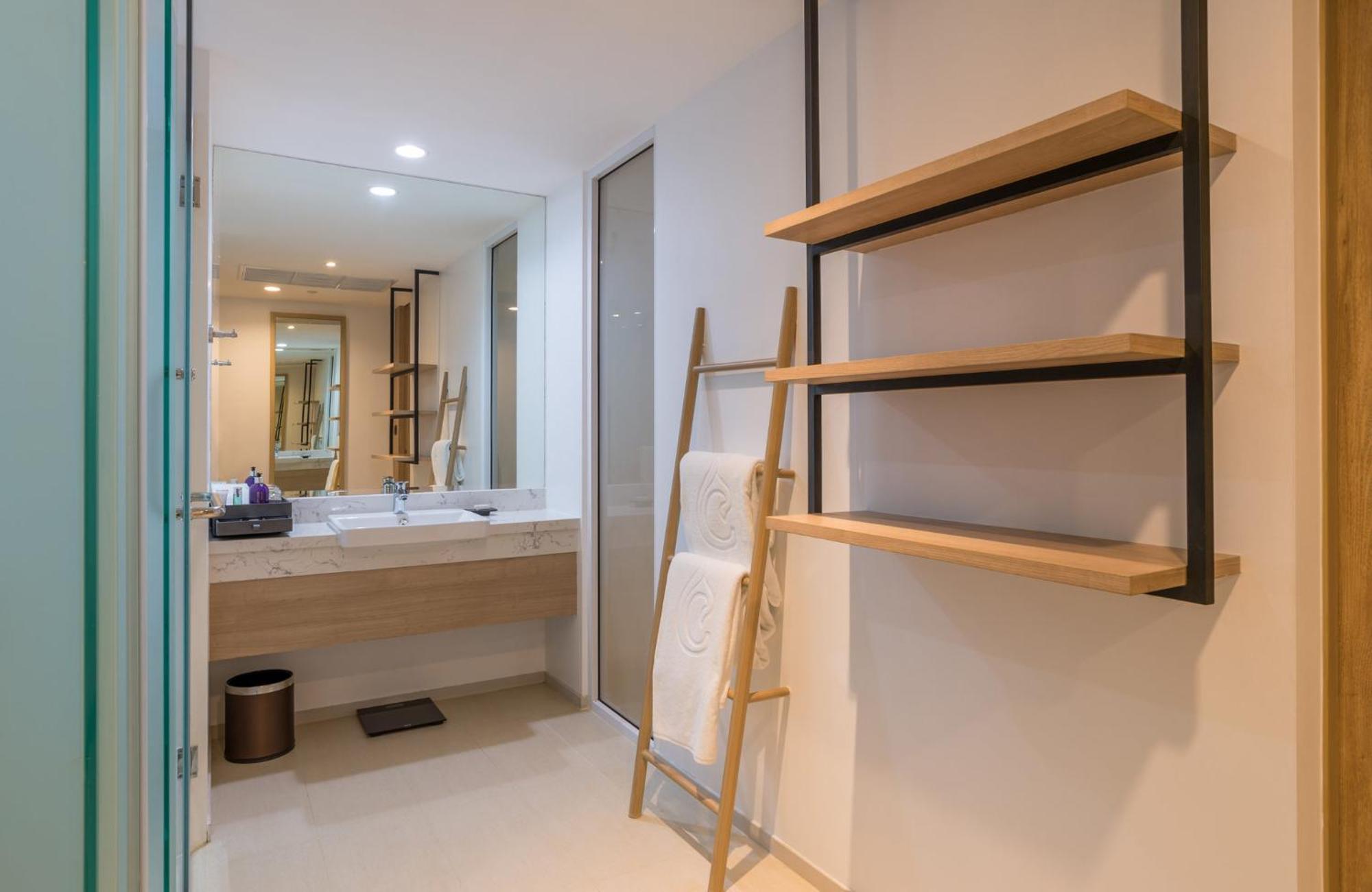 Centara Ao Nang Beach Resort & Spa Krabi Экстерьер фото