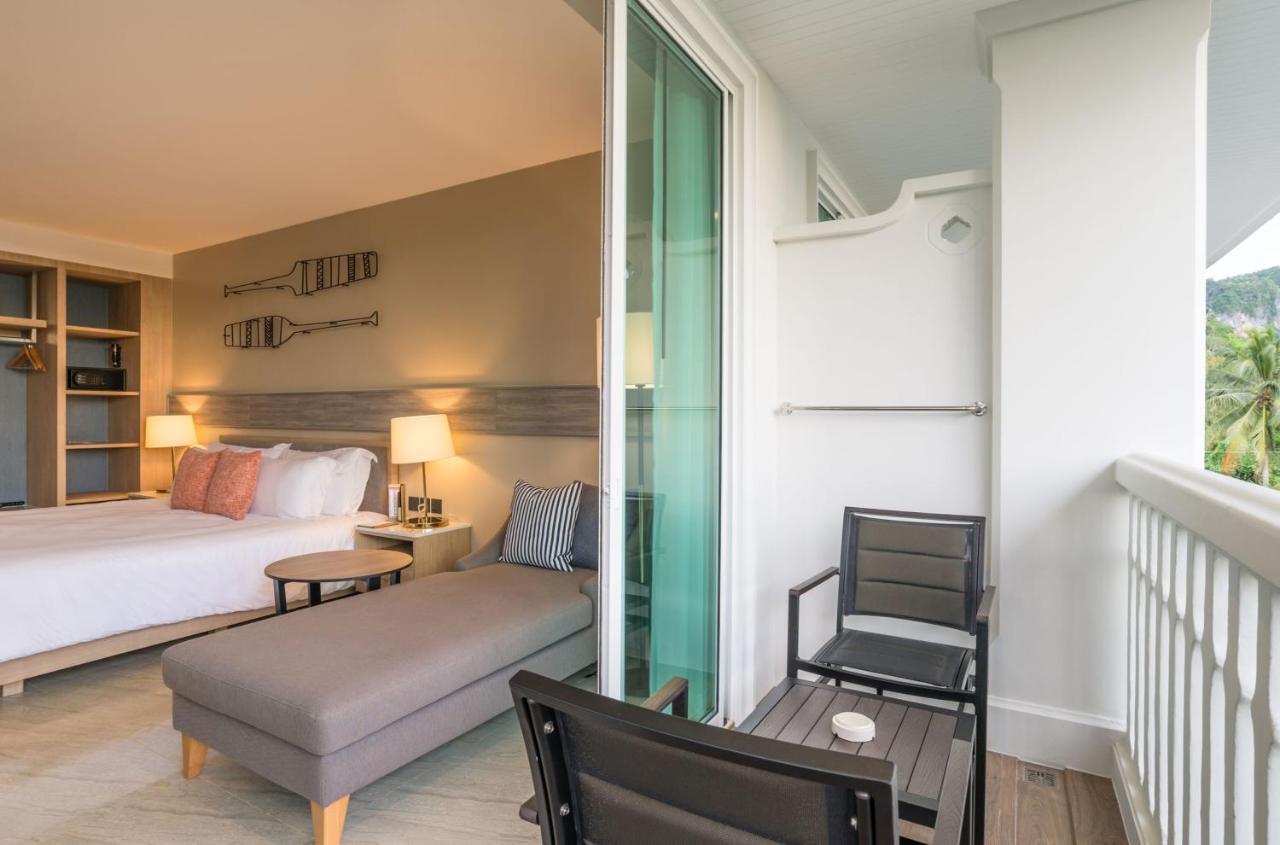 Centara Ao Nang Beach Resort & Spa Krabi Экстерьер фото